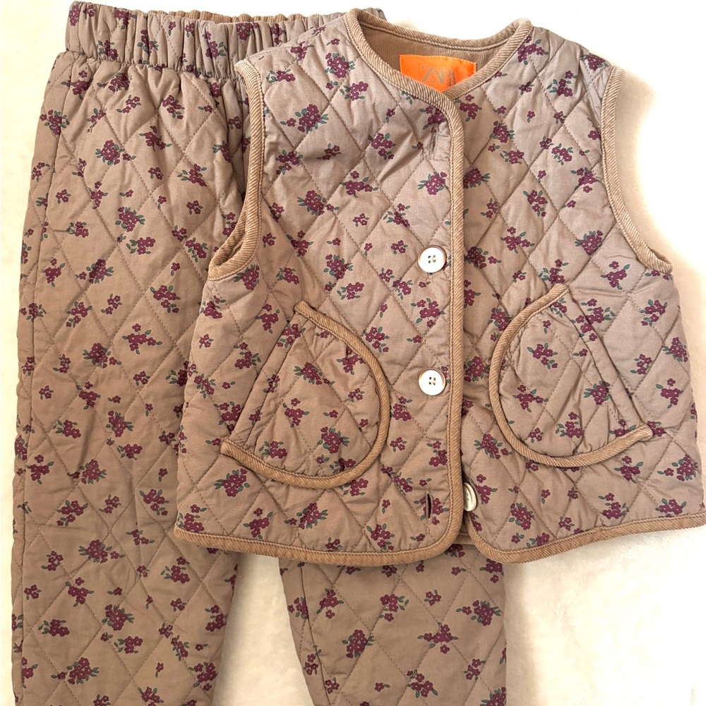 LIKE NEW Zara Girls Floral Quilted Vest and Pants Set